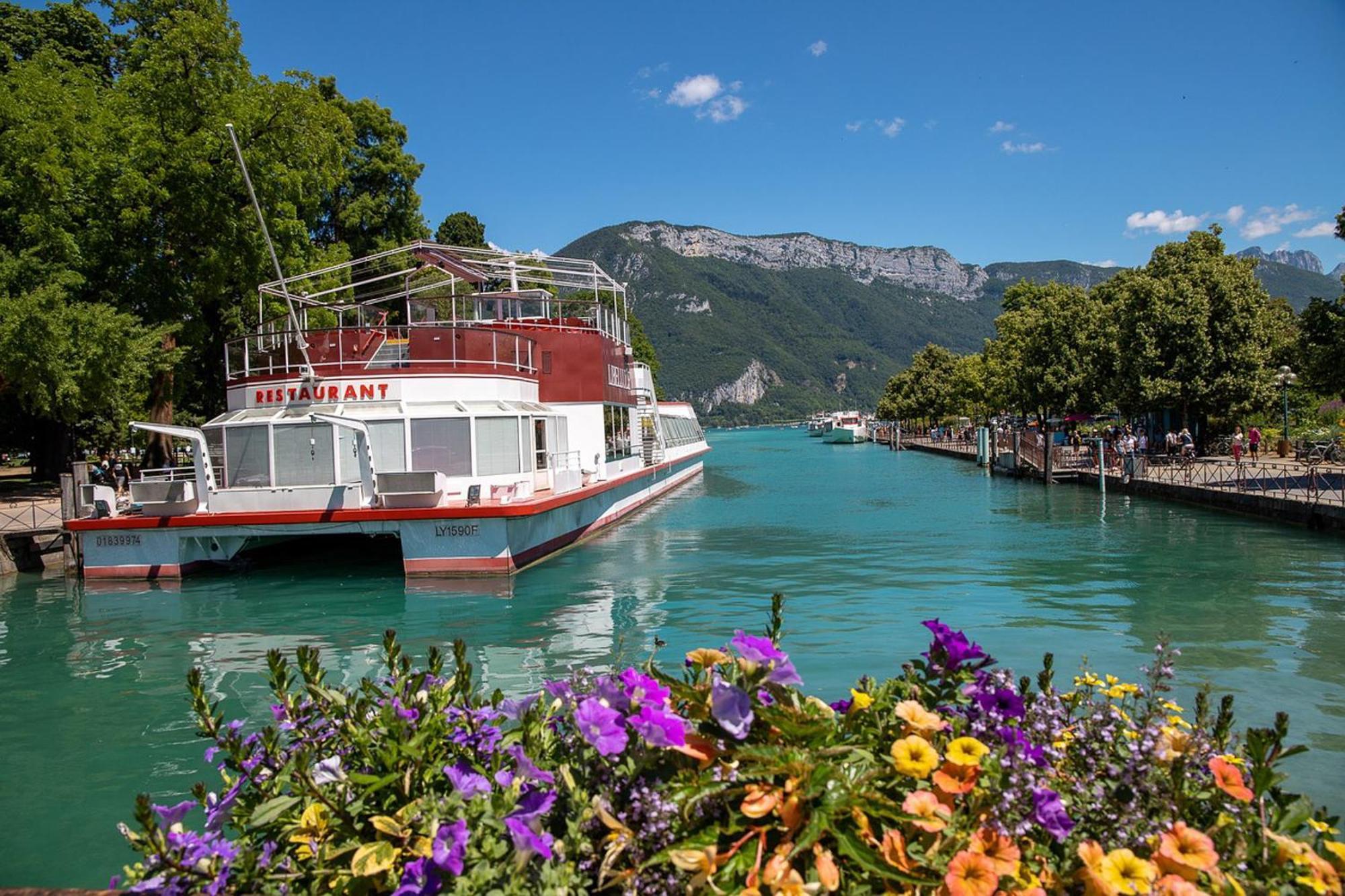 Le Bleu Du Lac 3 Etoiles - Secteur Recherche, Calme & Familiale, A 300M Du Lac & De La Vieille Ville, Garage Prive Анси Екстериор снимка