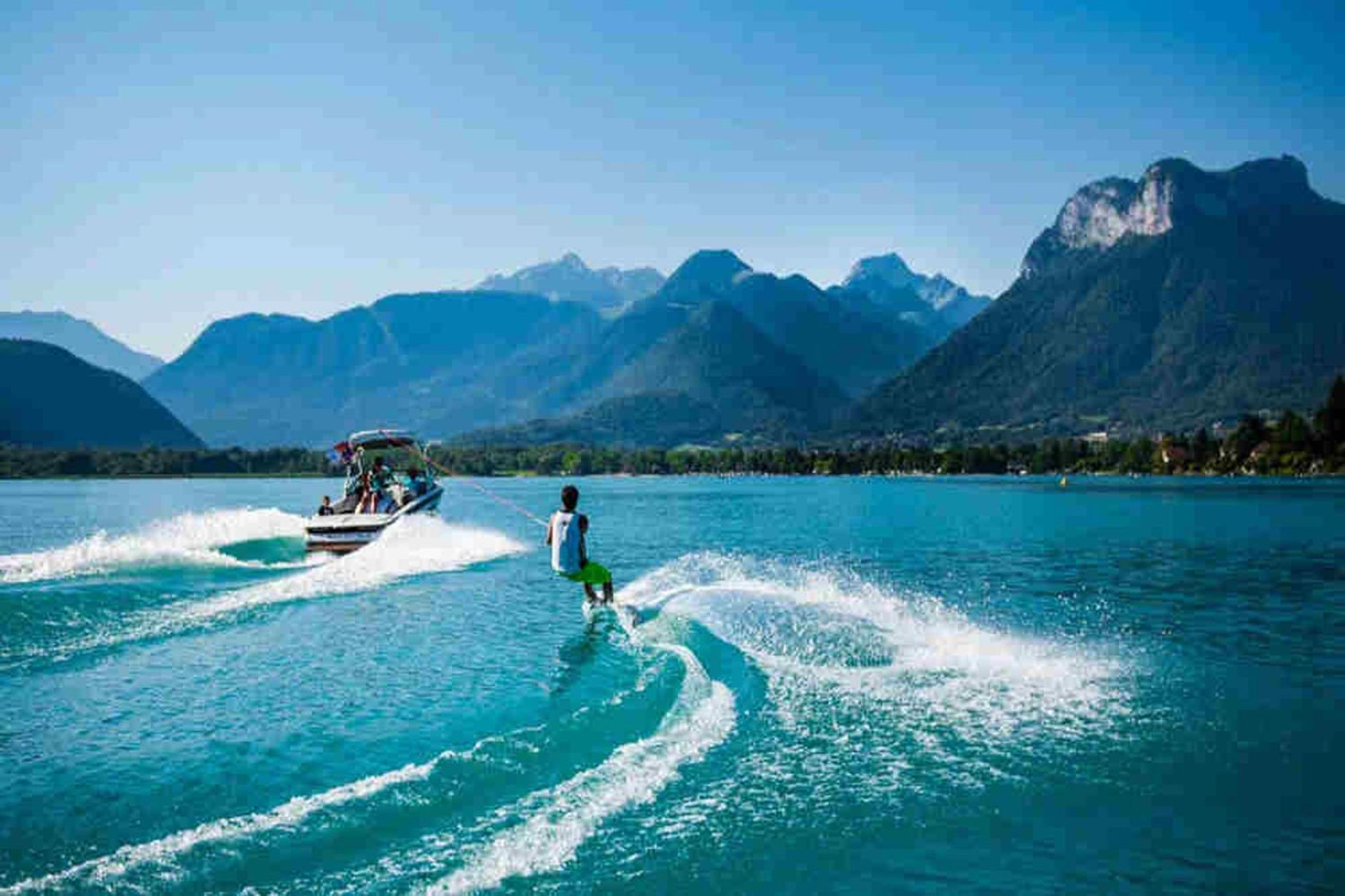 Le Bleu Du Lac 3 Etoiles - Secteur Recherche, Calme & Familiale, A 300M Du Lac & De La Vieille Ville, Garage Prive Анси Екстериор снимка